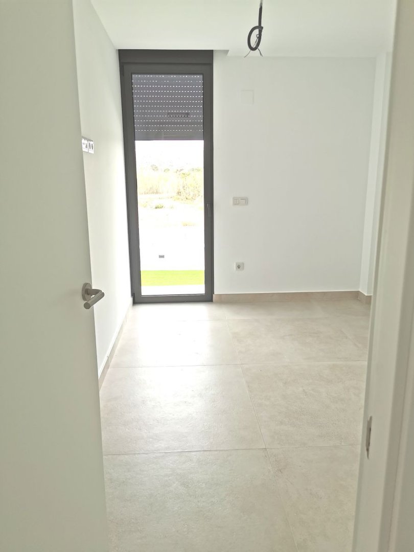 3 Bed Ground Floor Apartment in Denia