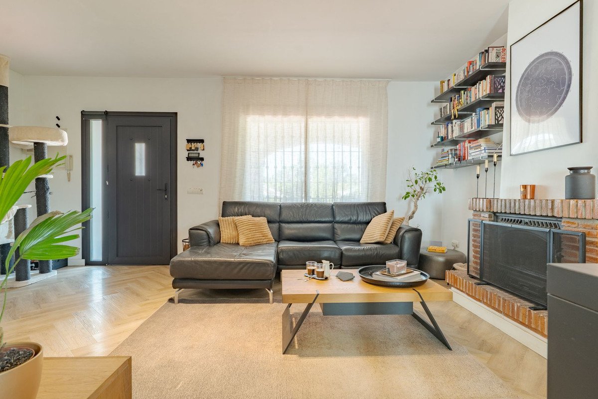 7 Bed Detached Villa in Alhaurín el Grande