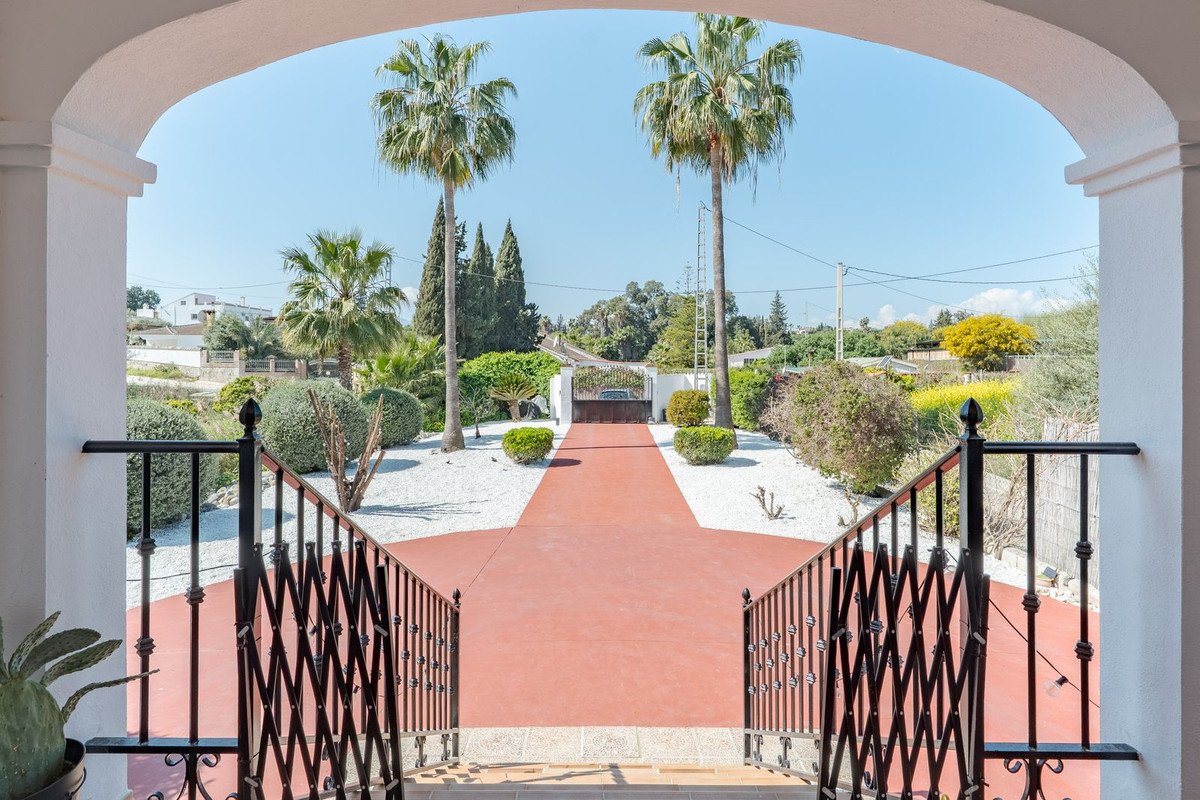7 Bed Detached Villa in Alhaurín el Grande