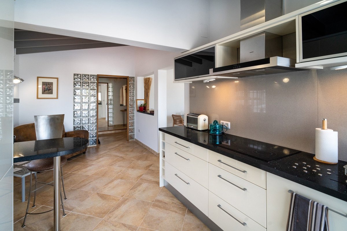 5 Bed Detached Villa in Monte Pego