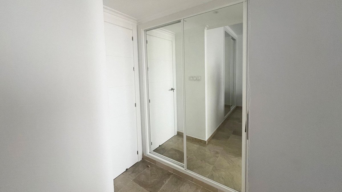 3 Bed Middle Floor Apartment in Marbella