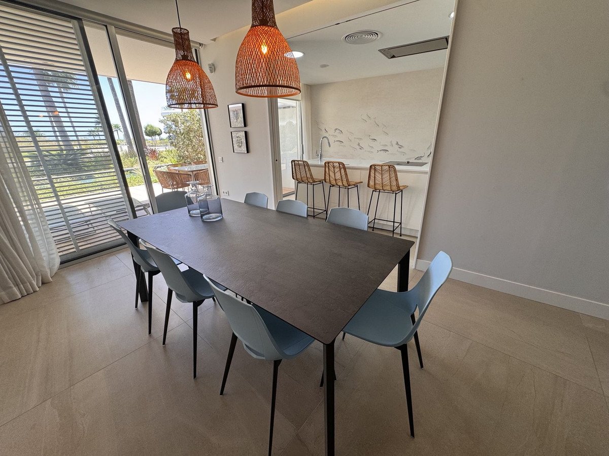 2 Bed Ground Floor Apartment in Estepona