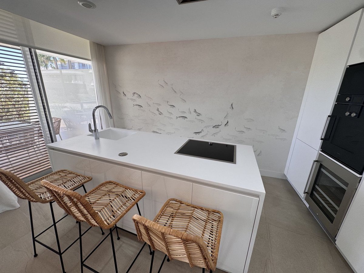 2 Bed Ground Floor Apartment in Estepona
