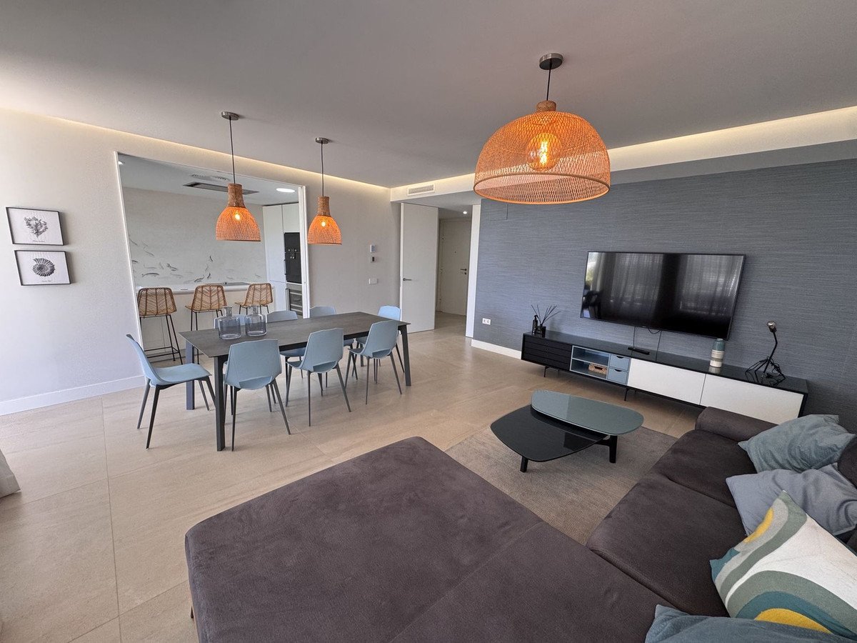 2 Bed Ground Floor Apartment in Estepona