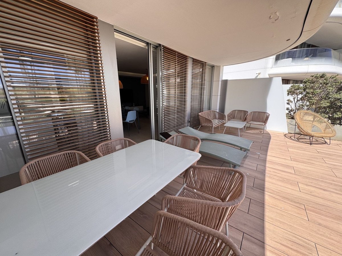 2 Bed Ground Floor Apartment in Estepona