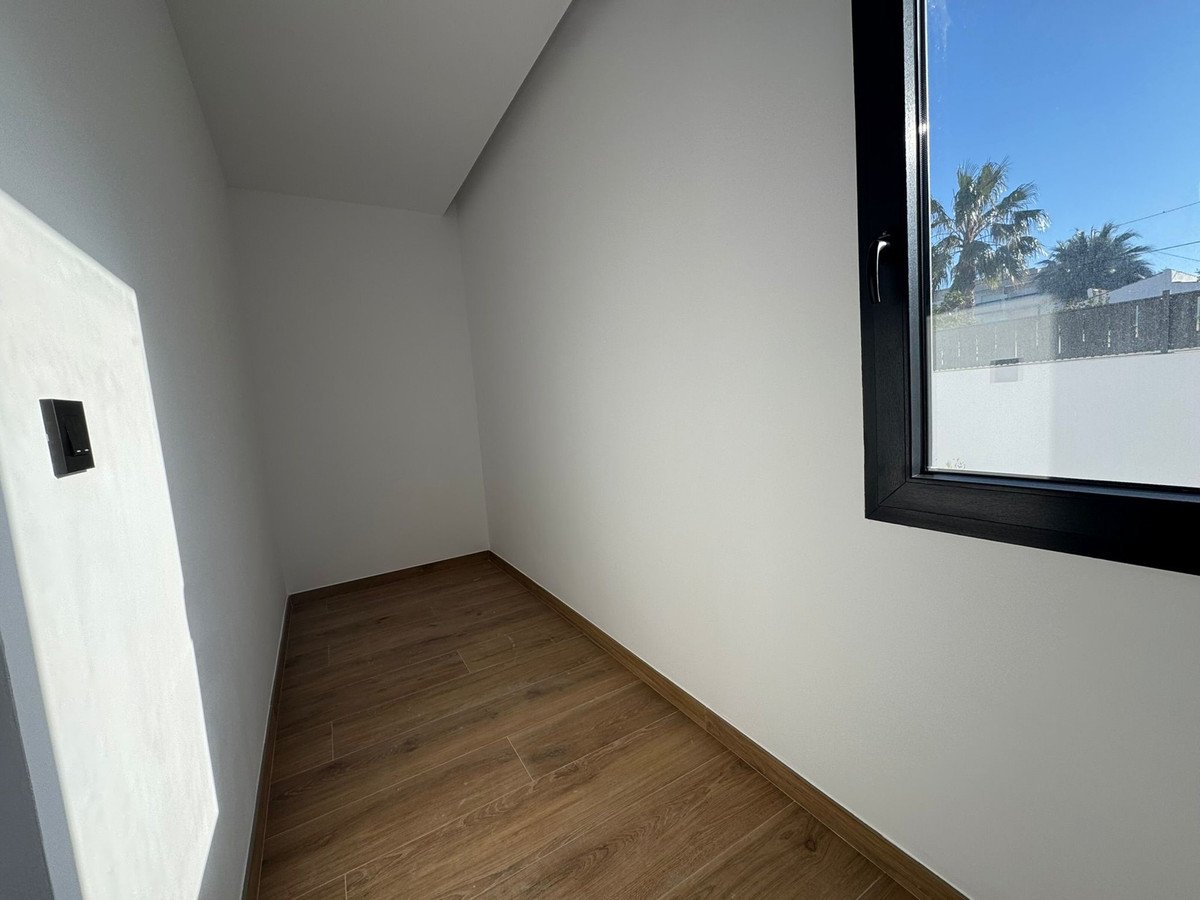 3 Bed Detached Villa in Denia
