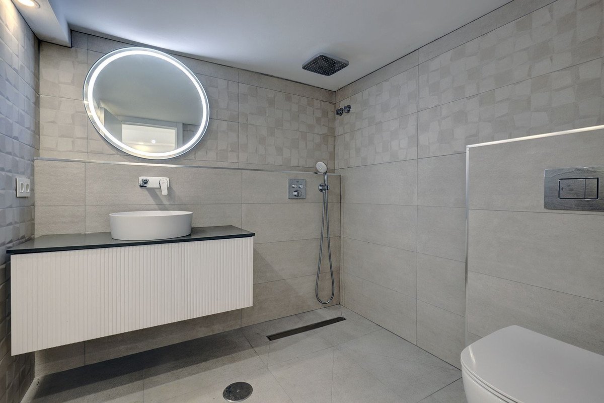 6 Bed Detached Villa in Marbella