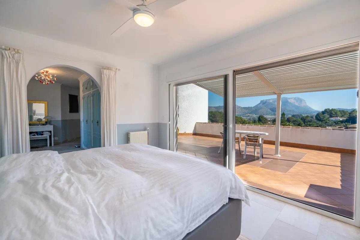 4 Bed Detached Villa in La Sella Golf