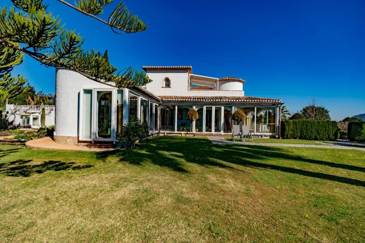 4 Bed Detached Villa in La Sella Golf