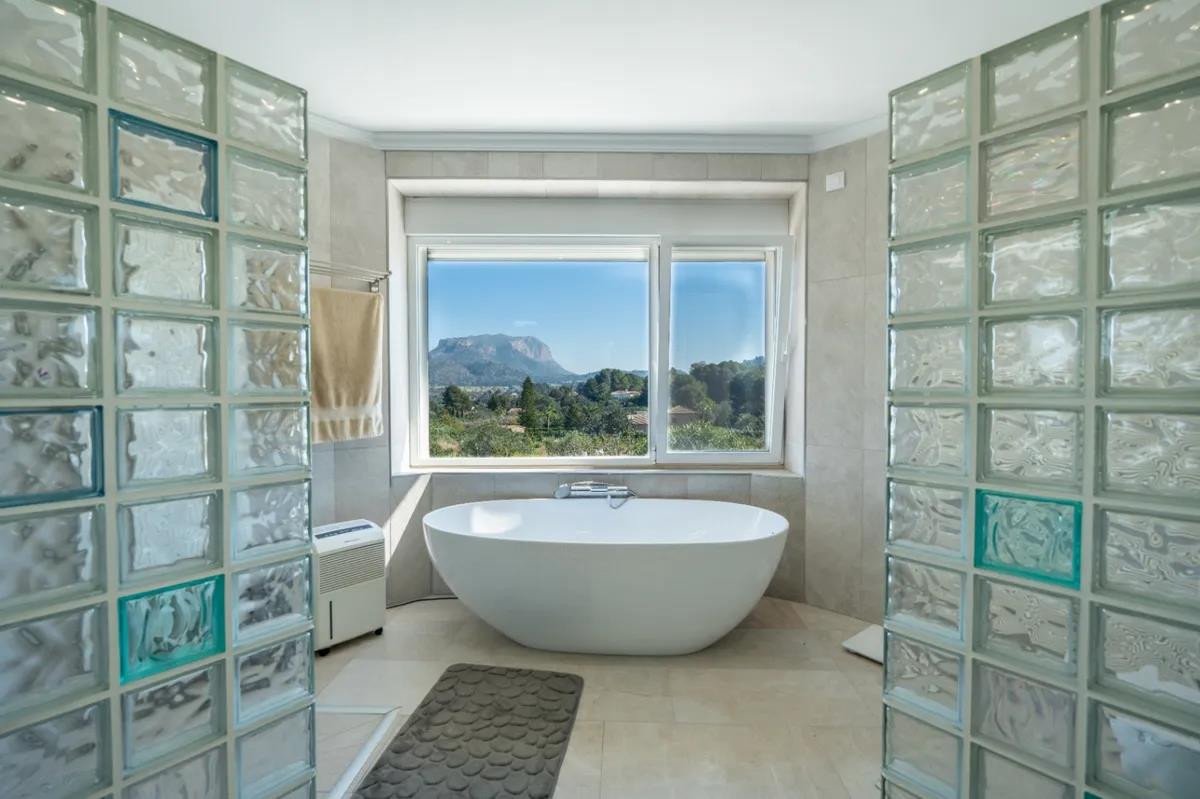 4 Bed Detached Villa in La Sella Golf