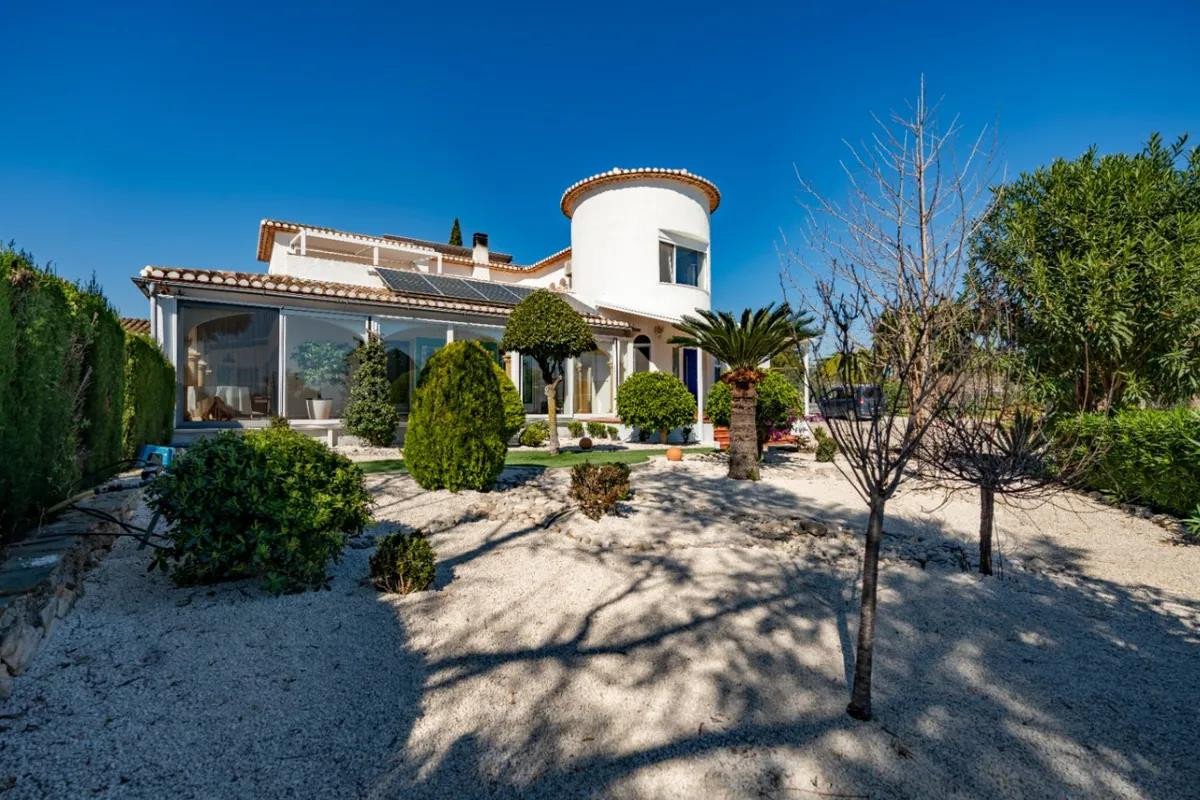 4 Bed Detached Villa in La Sella Golf