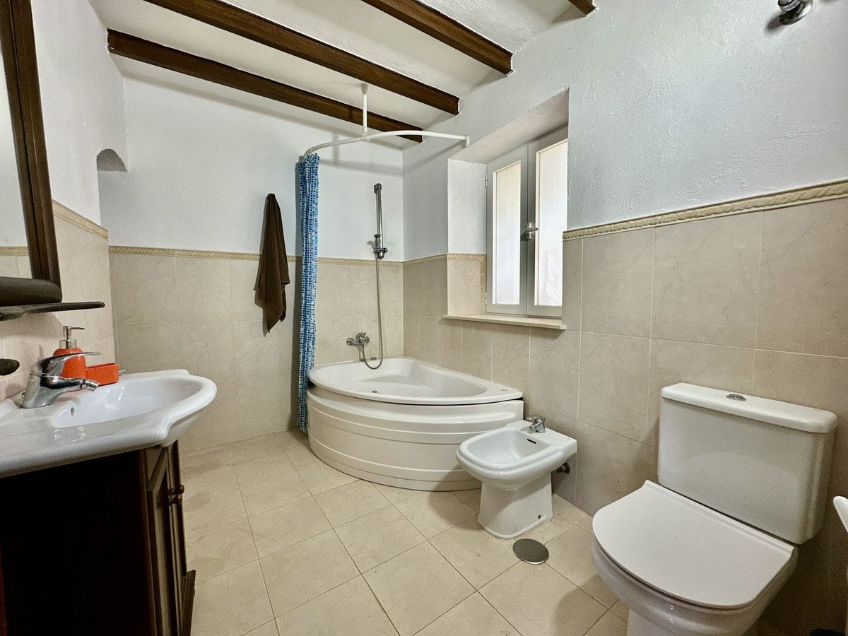 3 Bed Detached Villa in Benalmadena