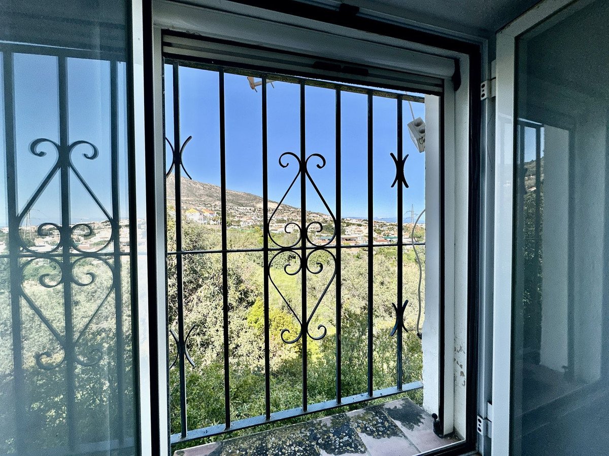 3 Bed Detached Villa in Benalmadena