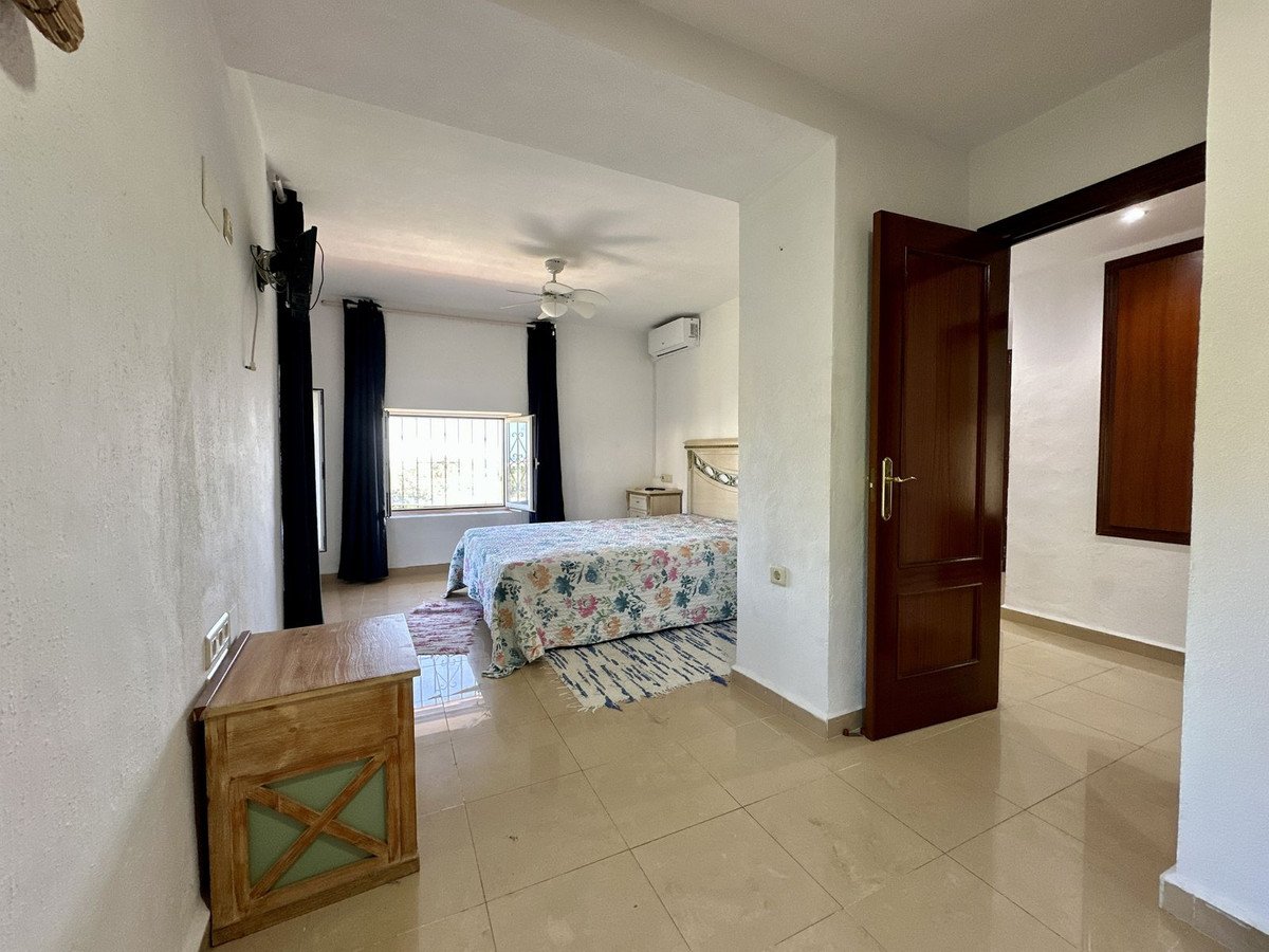 3 Bed Detached Villa in Benalmadena