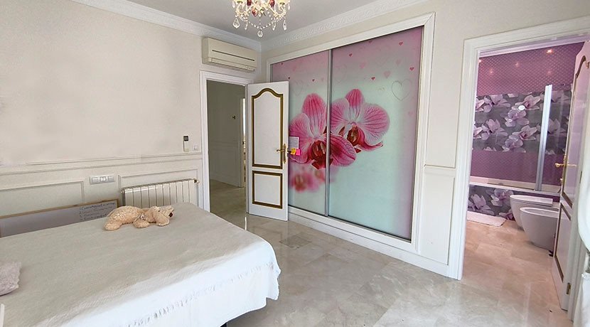 6 Bed Detached Villa in La Sella Golf
