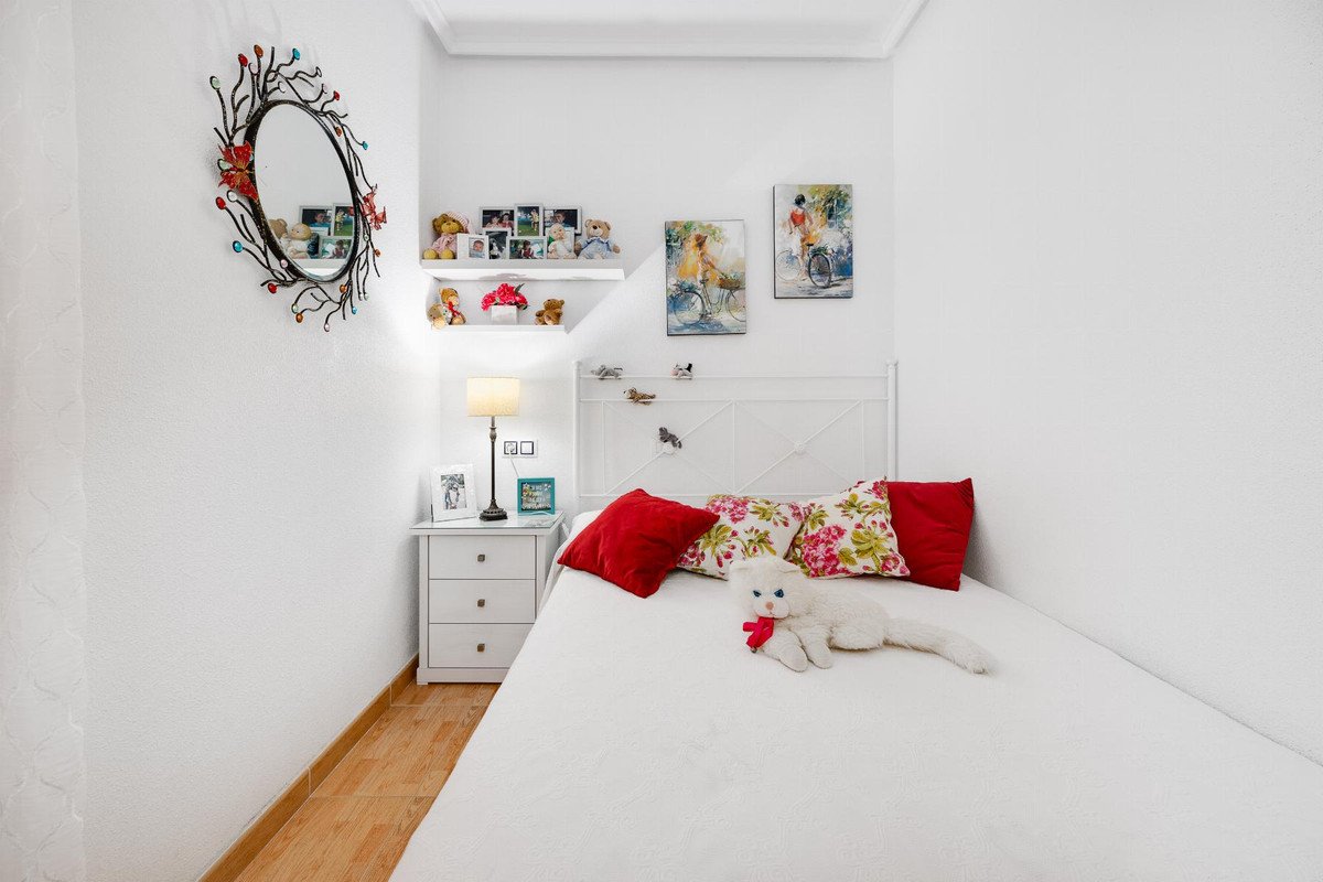 2 Bed Ground Floor Apartment in Torrevieja