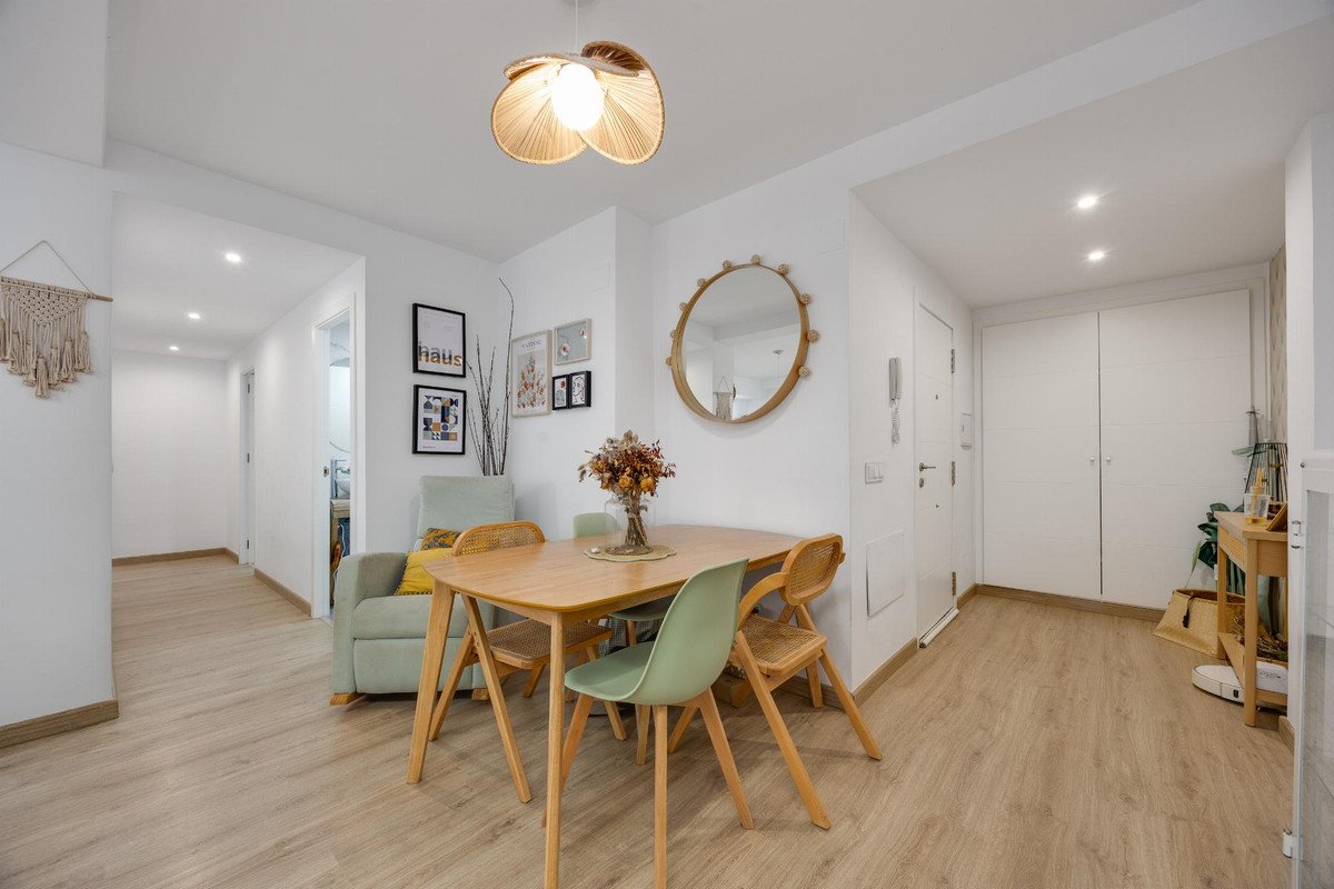 3 Bed Middle Floor Apartment in Torrevieja