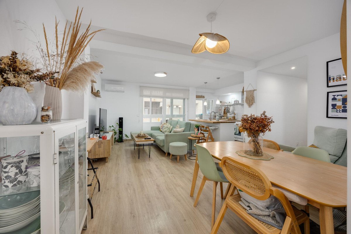 3 Bed Middle Floor Apartment in Torrevieja