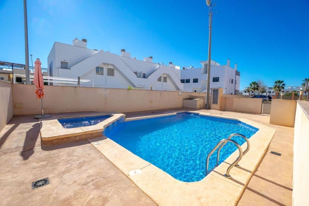 2 Bed Penthouse in Torre de la Horadada