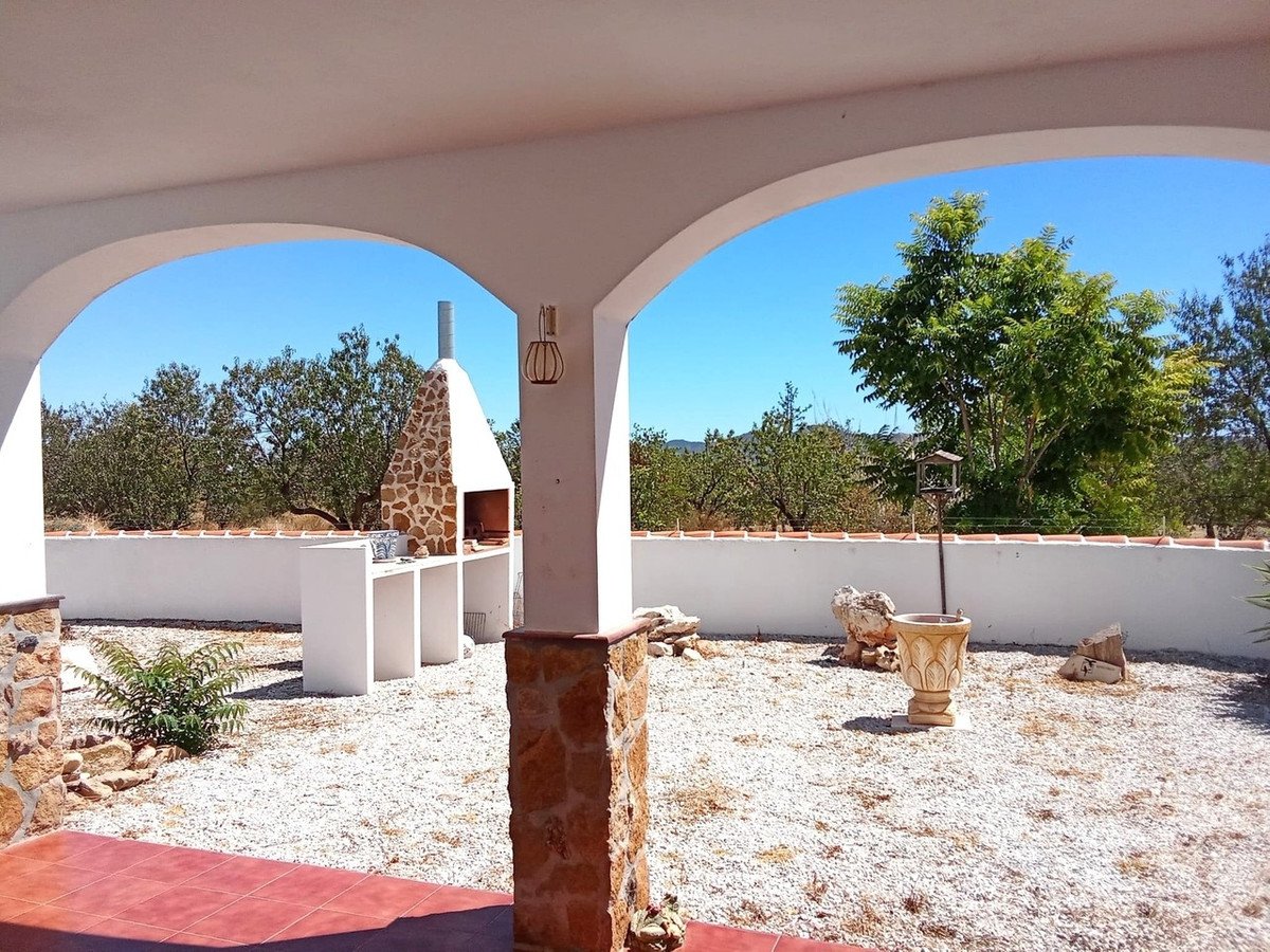 4 Bed Finca - Cortijo in Velez Rubio