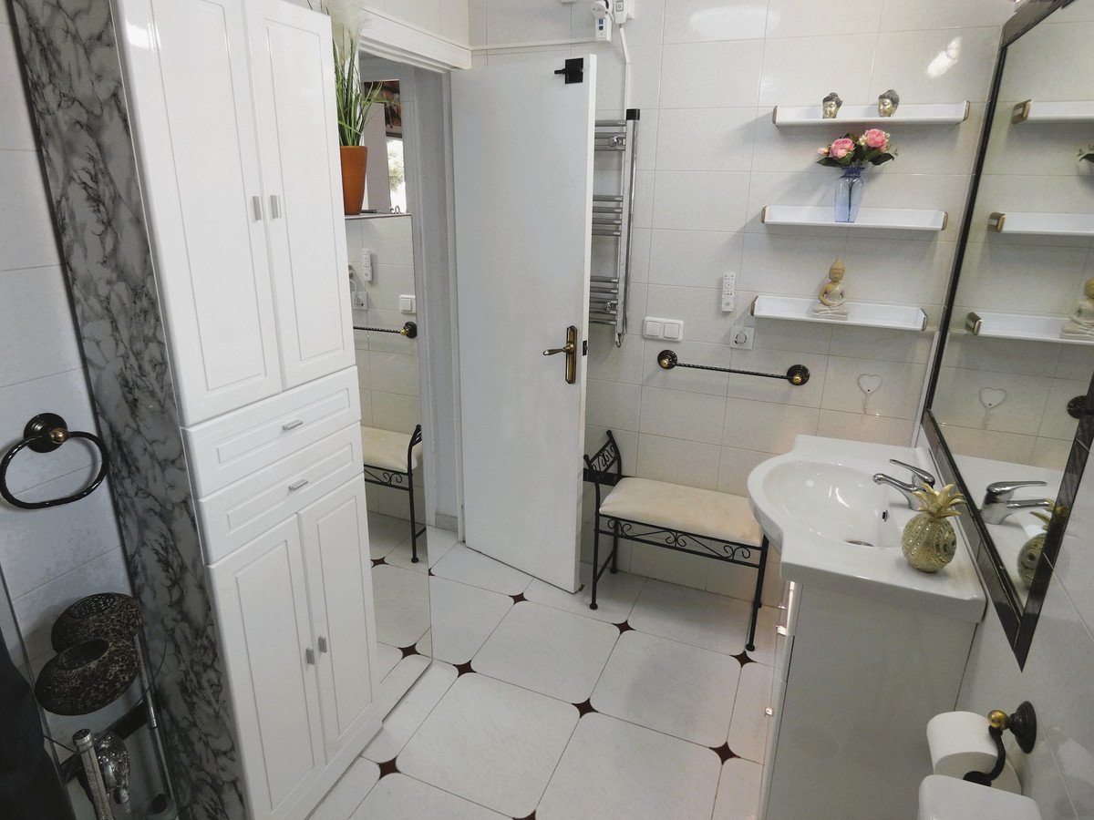 3 Bed Detached Villa in Cabo Roig