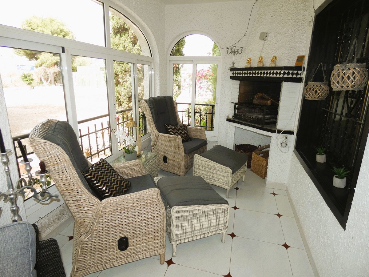 3 Bed Detached Villa in Cabo Roig