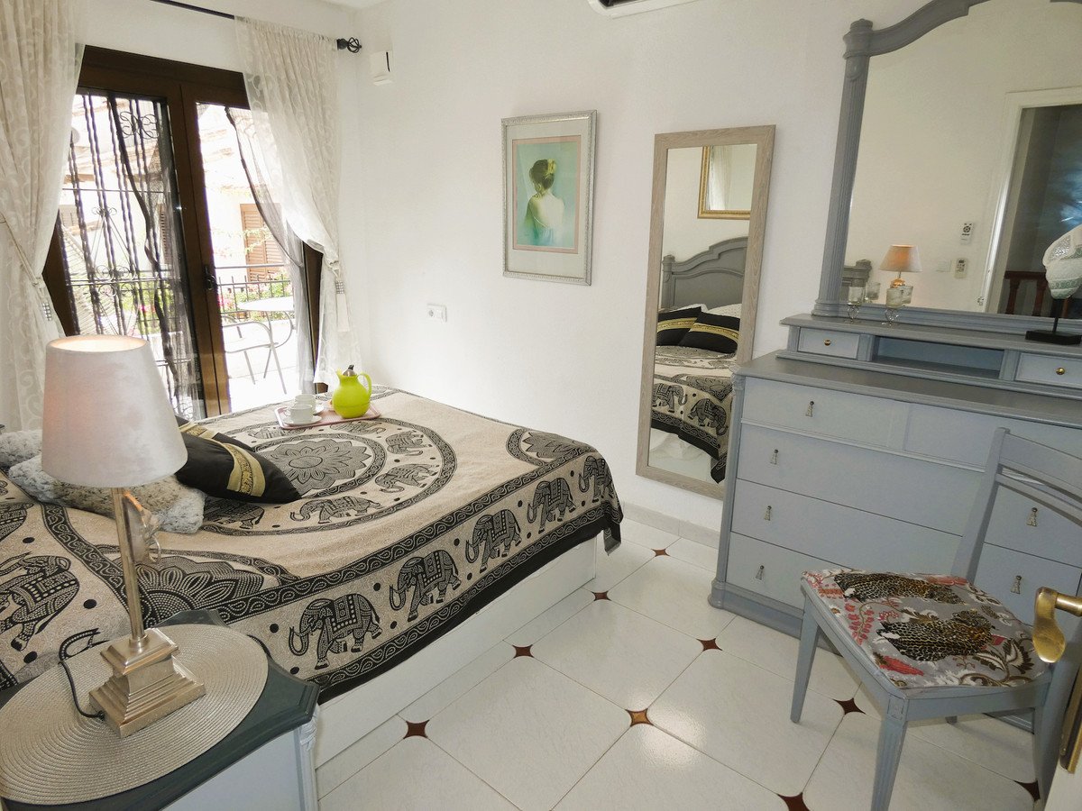 3 Bed Detached Villa in Cabo Roig