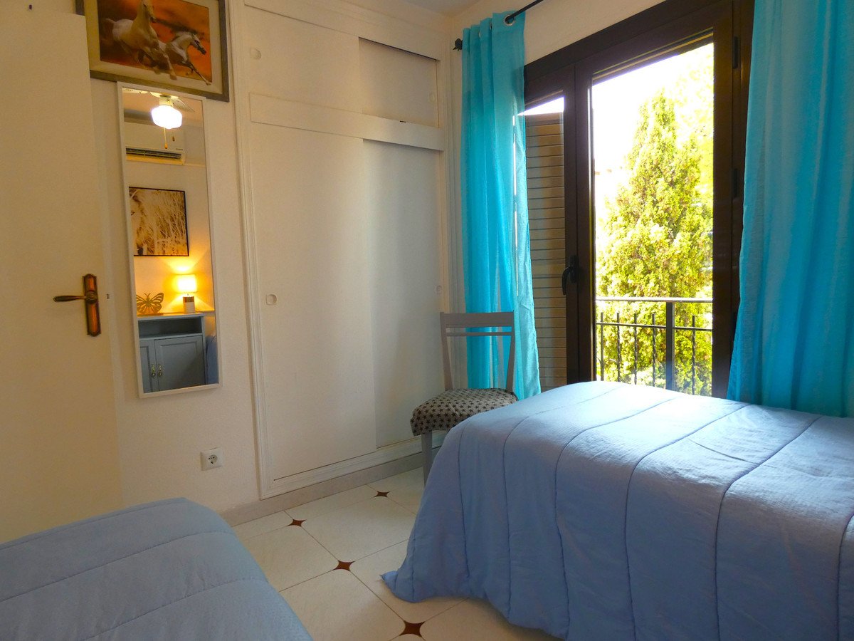3 Bed Detached Villa in Cabo Roig