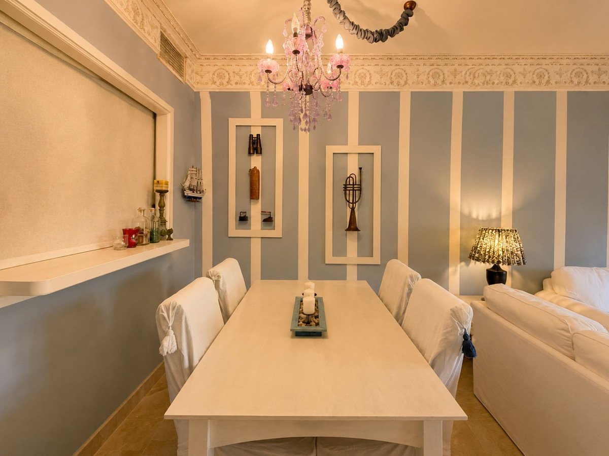 2 Bed Middle Floor Apartment in Manilva