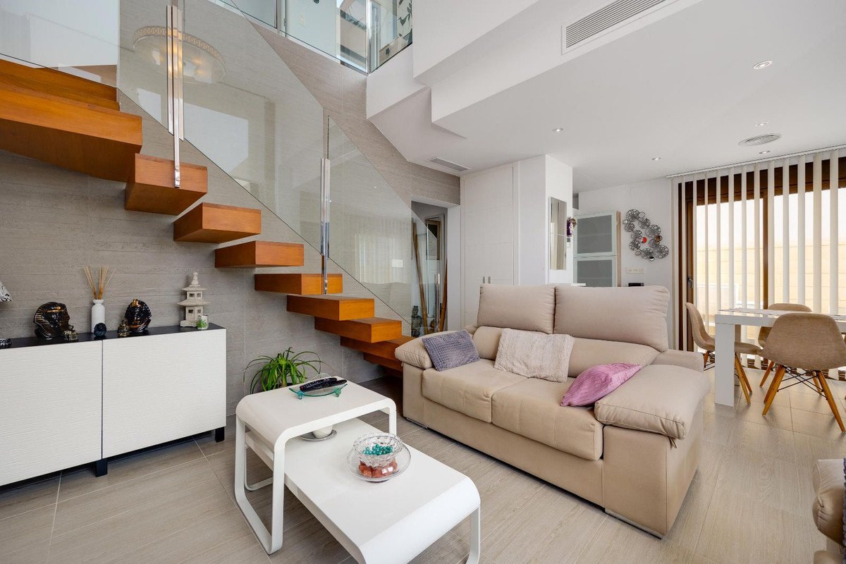 3 Bed Detached Villa in Rojales