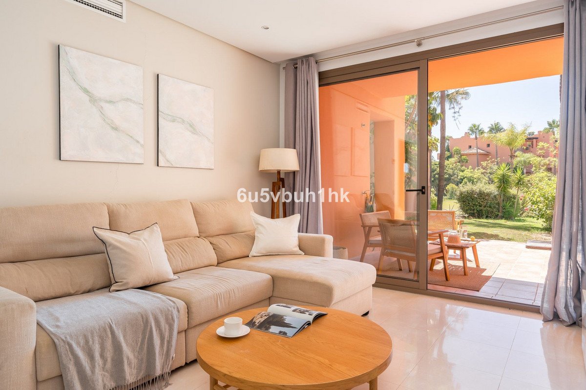 2 Bed Ground Floor Apartment in Estepona
