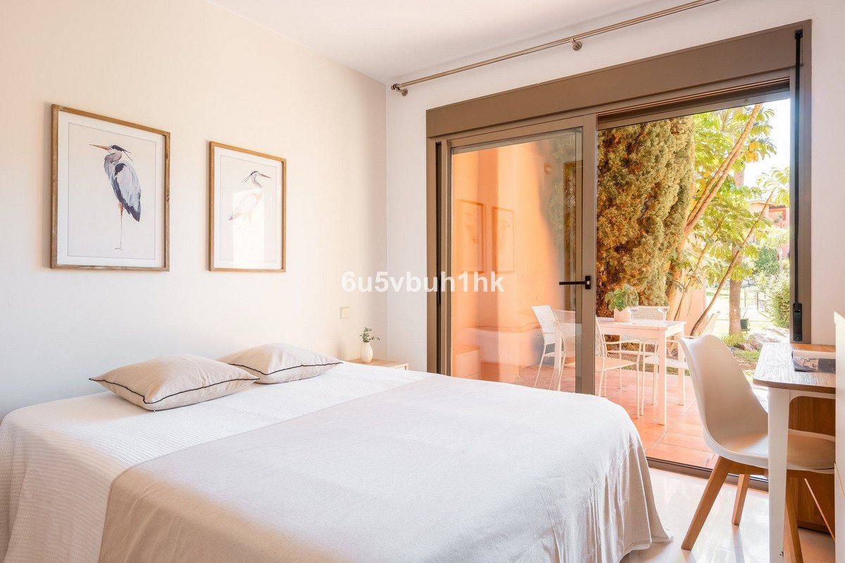 2 Bed Ground Floor Apartment in Estepona