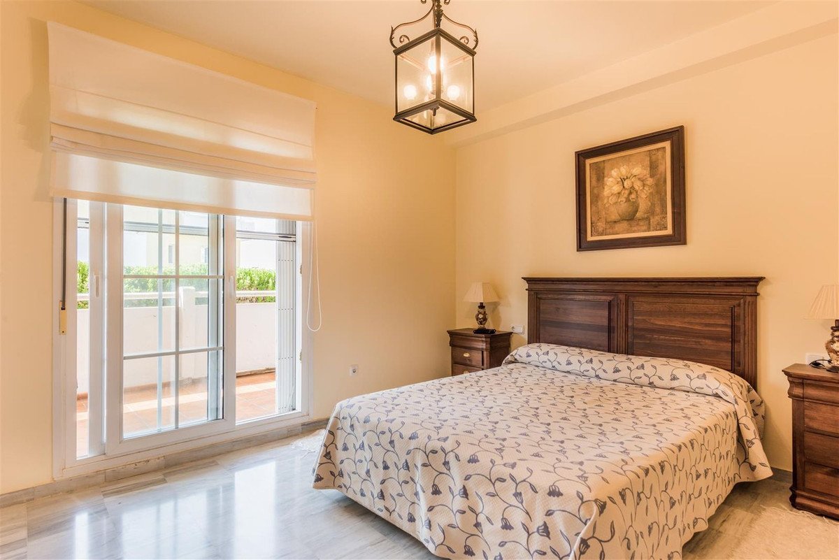 2 Bed Ground Floor Apartment in Cabopino