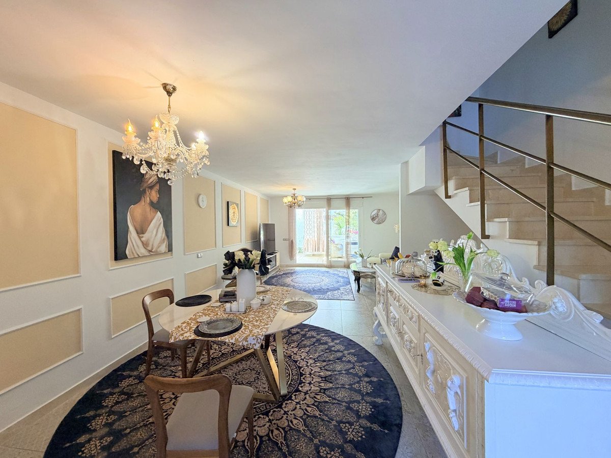 4 Bed Townhouse in La Duquesa