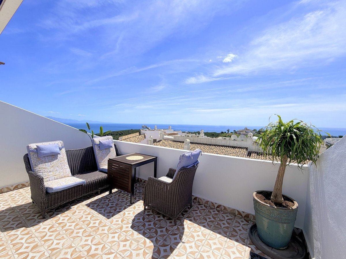 4 Bed Townhouse in La Duquesa