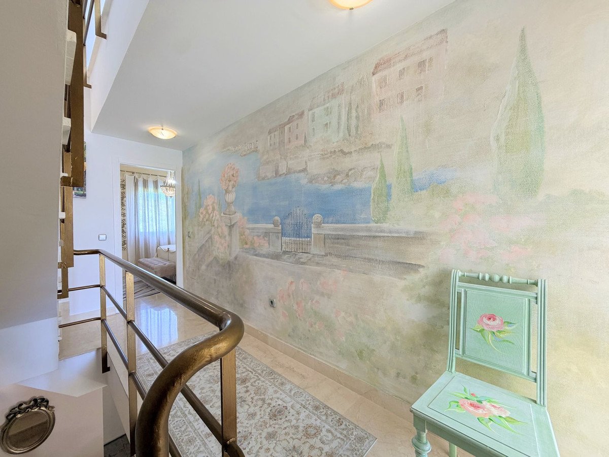 4 Bed Townhouse in La Duquesa