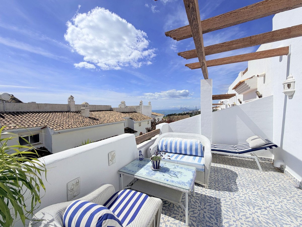 4 Bed Townhouse in La Duquesa