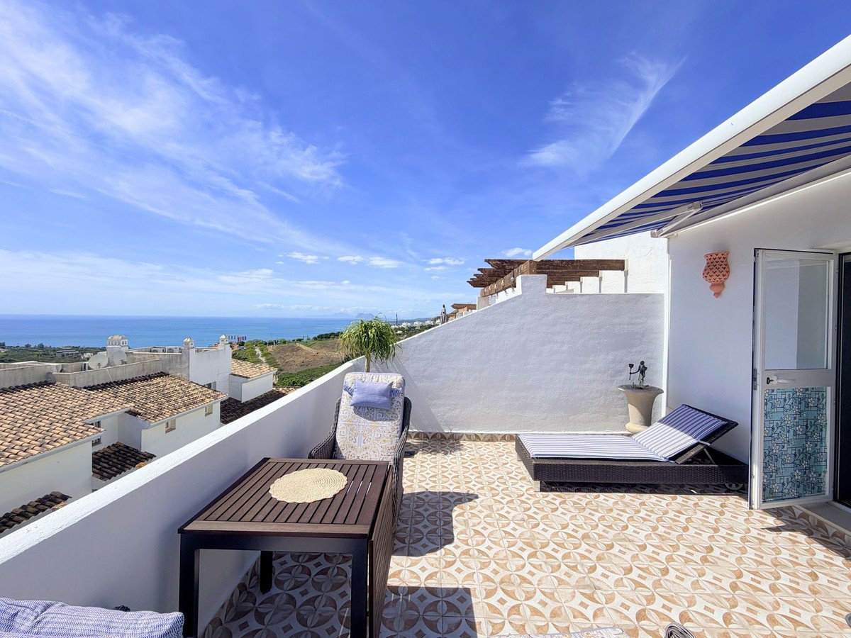 4 Bed Townhouse in La Duquesa