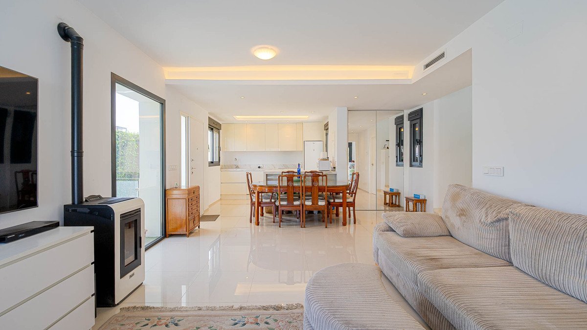 4 Bed Detached Villa in Ciudad Quesada