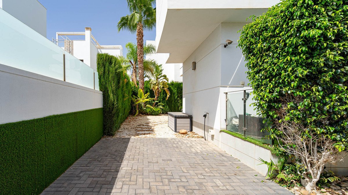 4 Bed Detached Villa in Ciudad Quesada