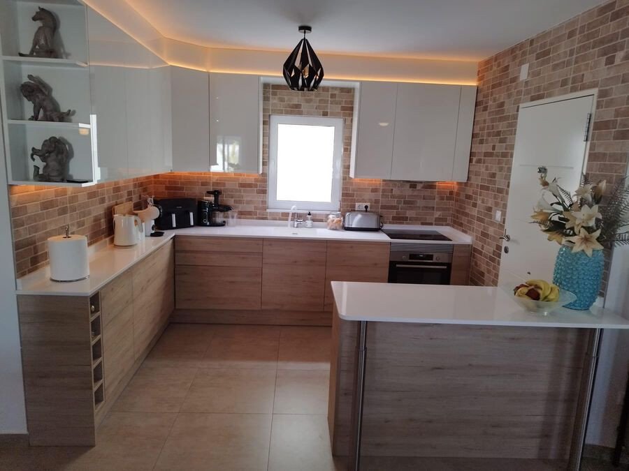 5 Bed Detached Villa in Torrevieja