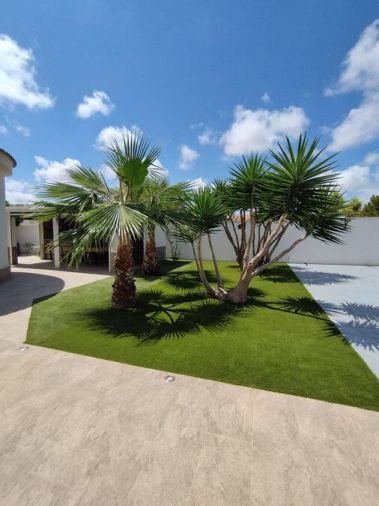 5 Bed Detached Villa in Torrevieja