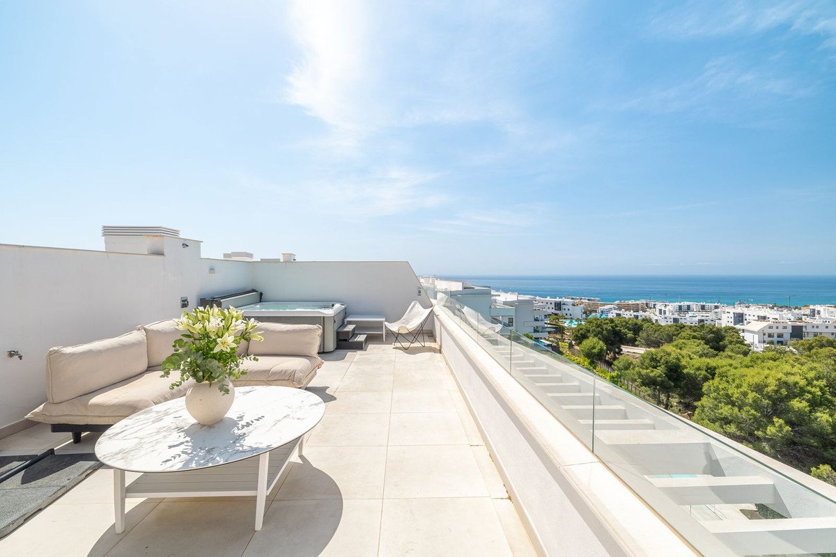 2 Bed Penthouse in Fuengirola