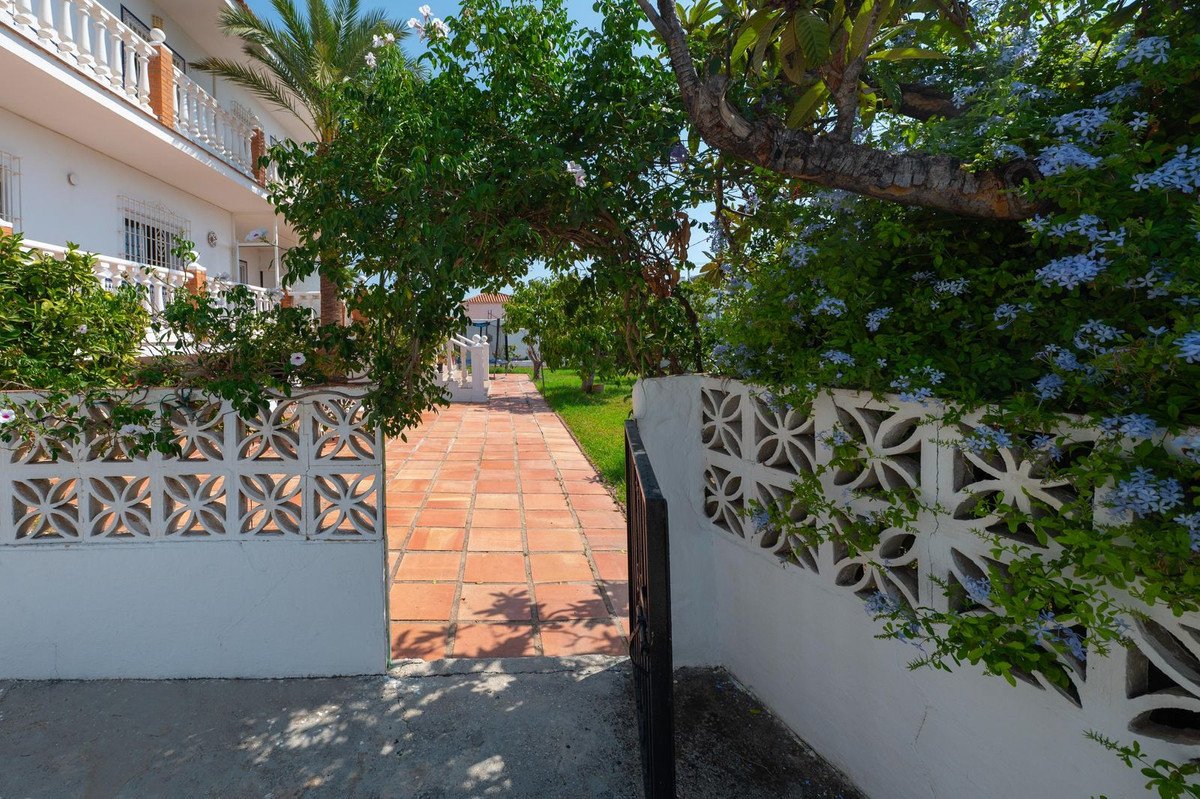 6 Bed Detached Villa in Torremolinos