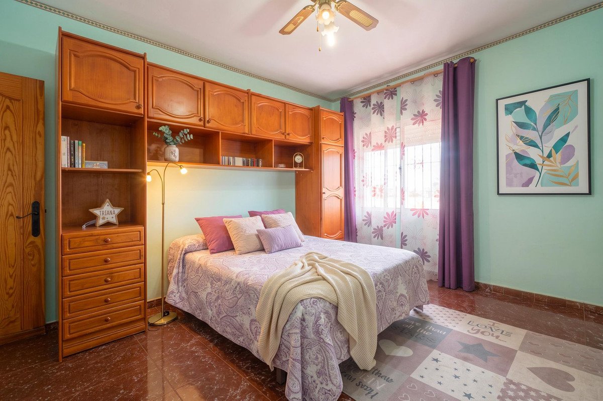 6 Bed Detached Villa in Torremolinos