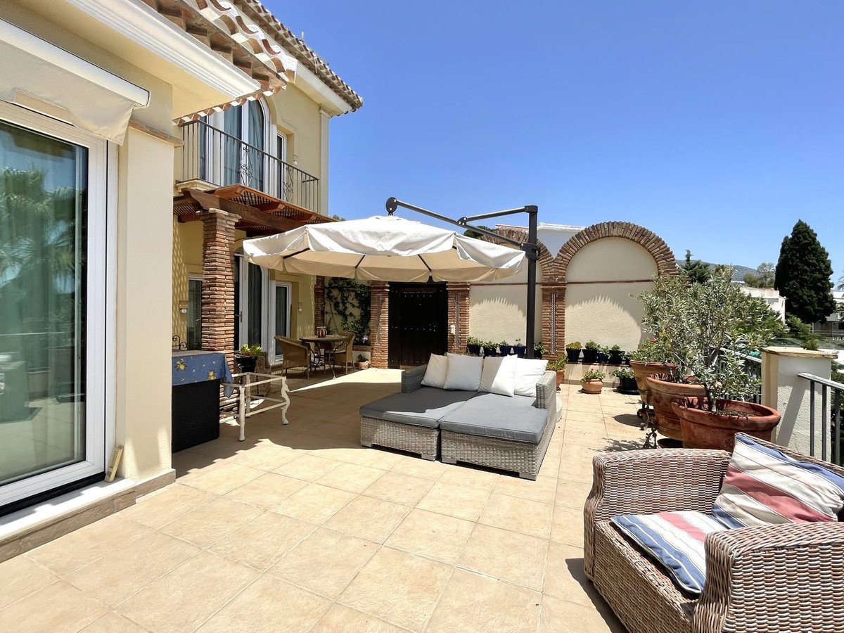 6 Bed Detached Villa in Campo Mijas