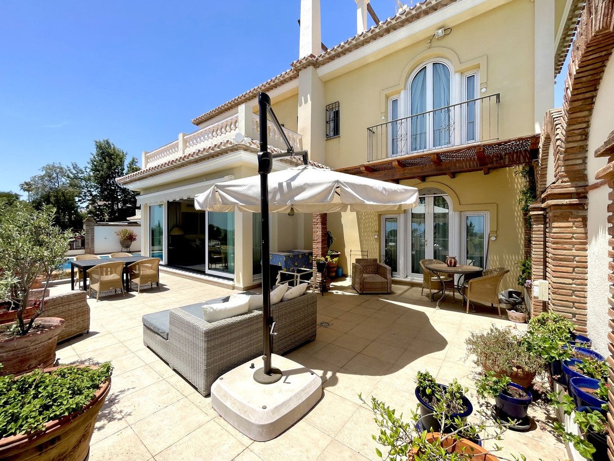 6 Bed Detached Villa in Campo Mijas
