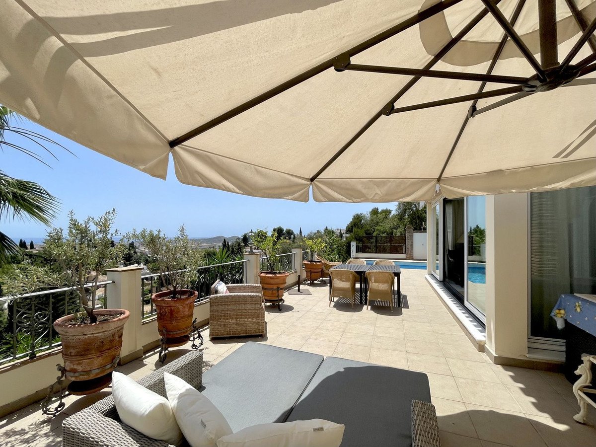 6 Bed Detached Villa in Campo Mijas