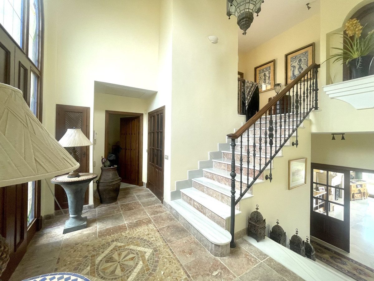 6 Bed Detached Villa in Campo Mijas