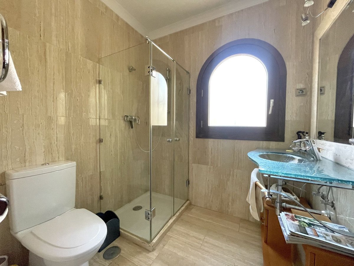 6 Bed Detached Villa in Campo Mijas
